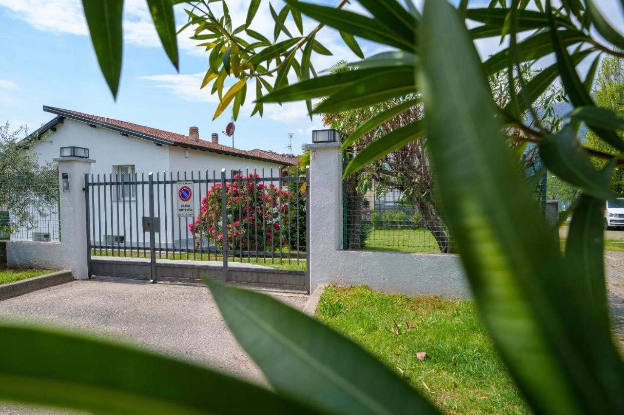 Casa Vacanza Acqua Dolce Maccagno Extérieur photo